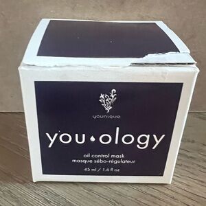 Younique Oil Control Mask